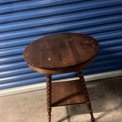 Round Table