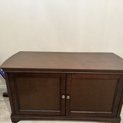 TV STAND - WOOD - BROWN 