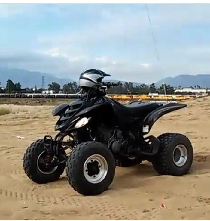 Yamaha 2003 660r raptor. for Sale in Phillips Ranch, CA - OfferUp