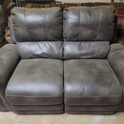 Leather Reclining Loveseat $275 Pickup In Riverbank 