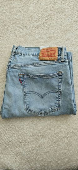 Levis 559