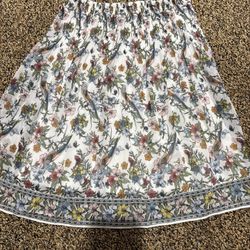 Max Studio floral And Peacock gathered waist skirt Size XSmall Lined