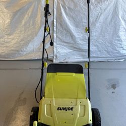 Sun Joe AJ801E Electric Lawn Dethatcher + Scarifier W/Collection Bag  12.6-inch  12-Amp (Like New)