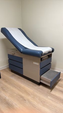Ritter Exam Table