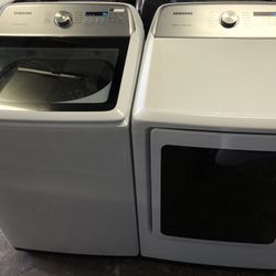 Samsung Washer and Gas Dryer Set