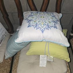 Decorative Pillows