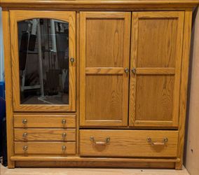 Oak TV cabinet