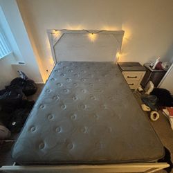 Queen Size Bedroom Set 