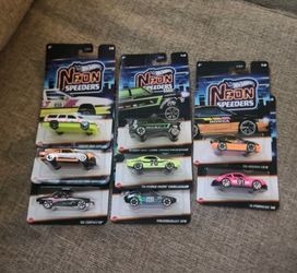 Hot Wheels  Neon Speeders 1-8 Complete Set With Chase  Porsche Honda Cr-x Dodge Volkswagen Corvette Chevy Volvo Ford