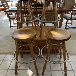 VINTAGE STURDY SOLID OAK SWIVEL 30” BAR STOOLS SET 4 PC. 