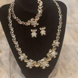 Necklace Set