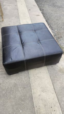 Black Leather Tufted Square Ottoman