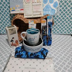 Brand New Doggy Gift Set 