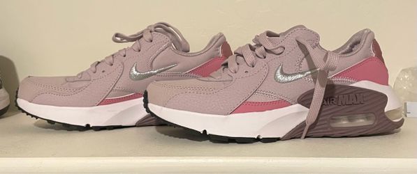 Nike Air Max Excee Size 6 1/2