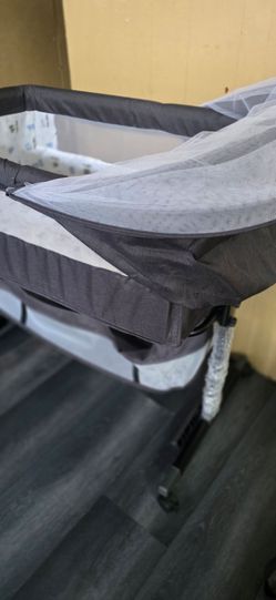 Dark Gray bassinet