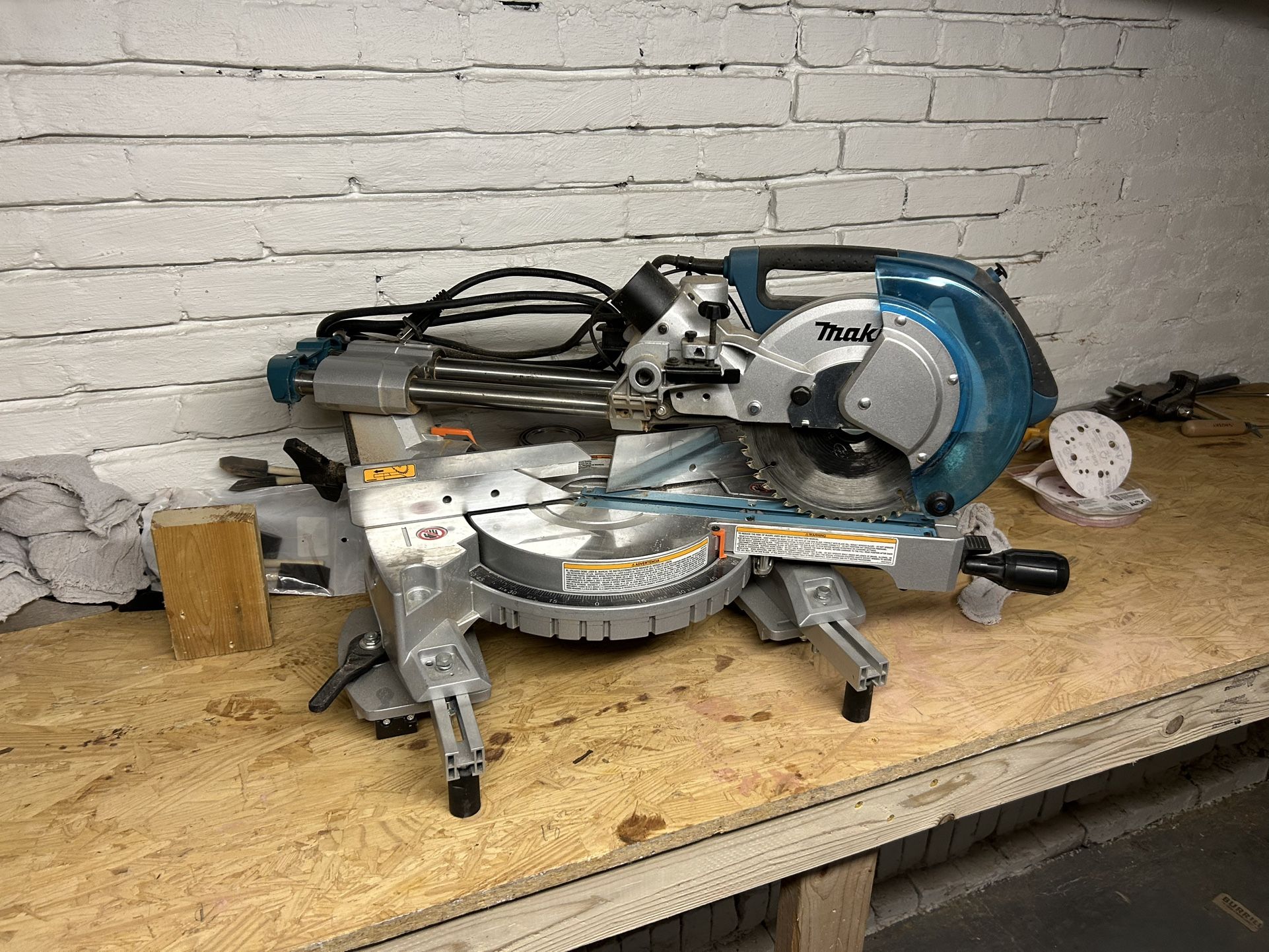 Makita Miter saw & Stand