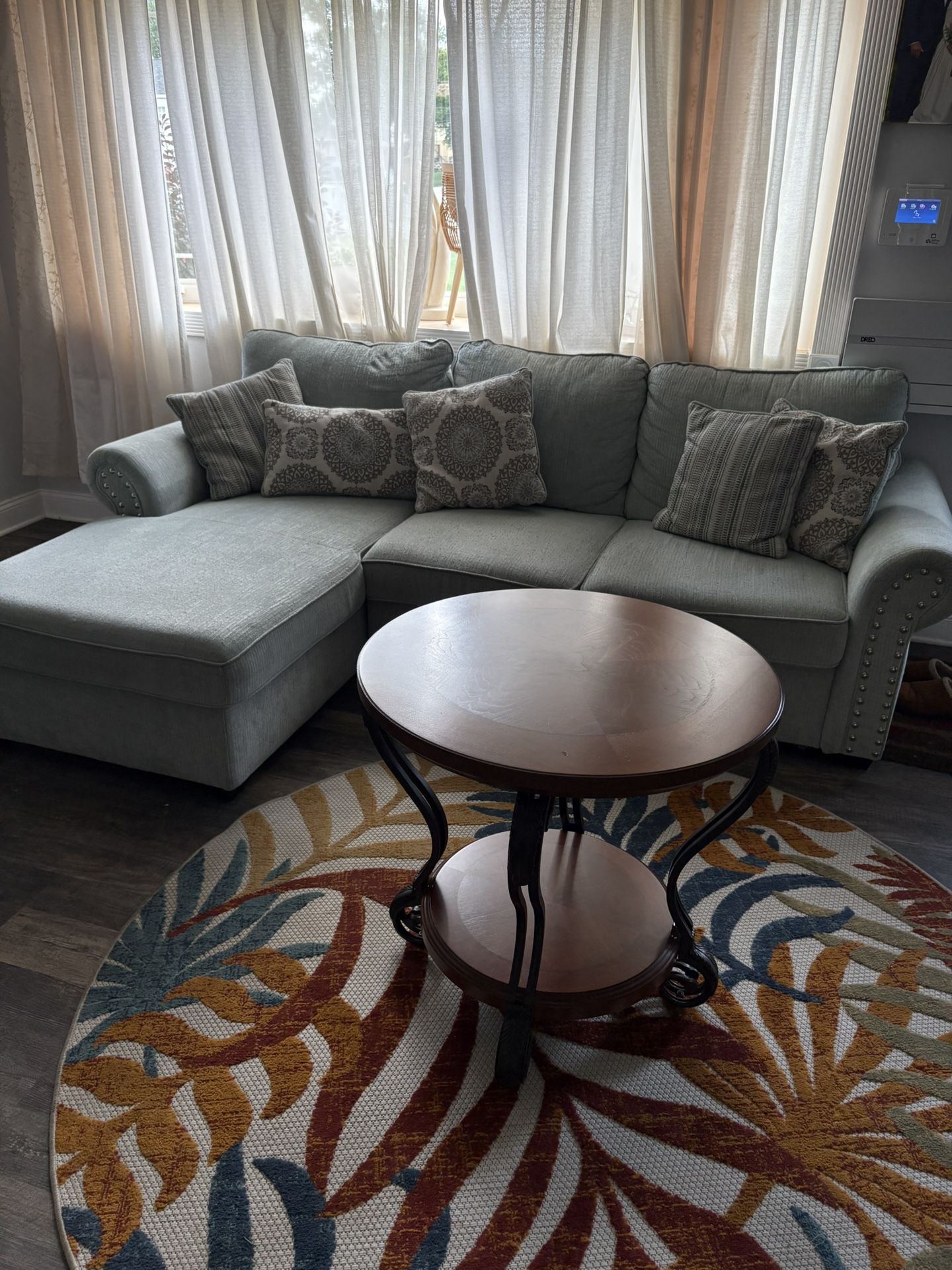 Beautiful Living Room Set β Sofa, Rug & Side Tables