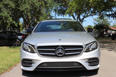 2019 Mercedes-Benz E 300