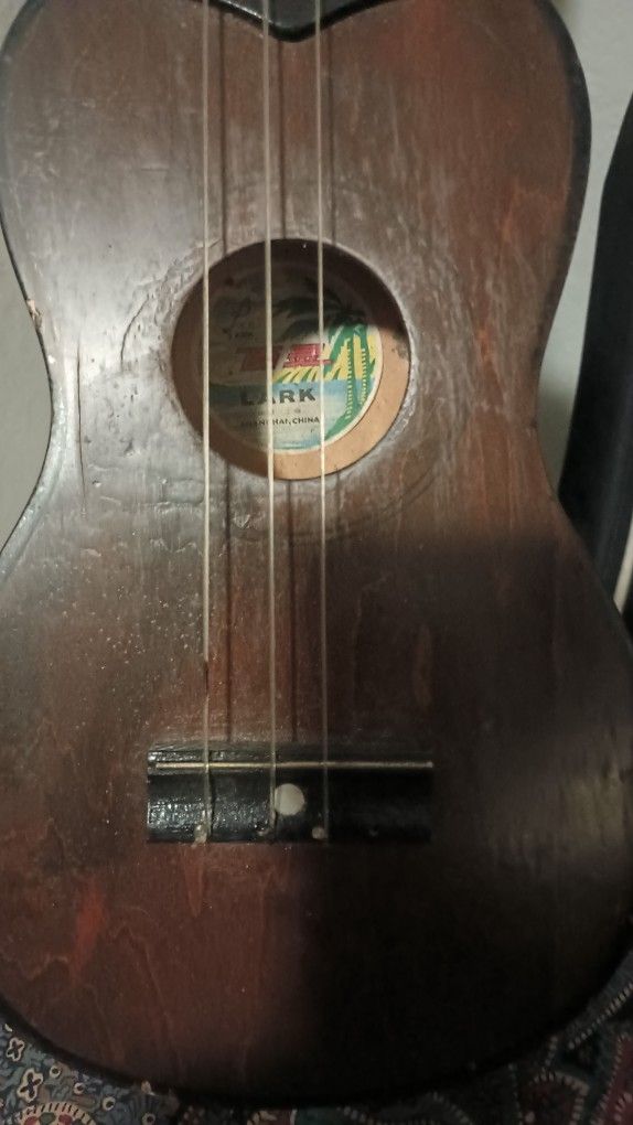 Ukulele Lark