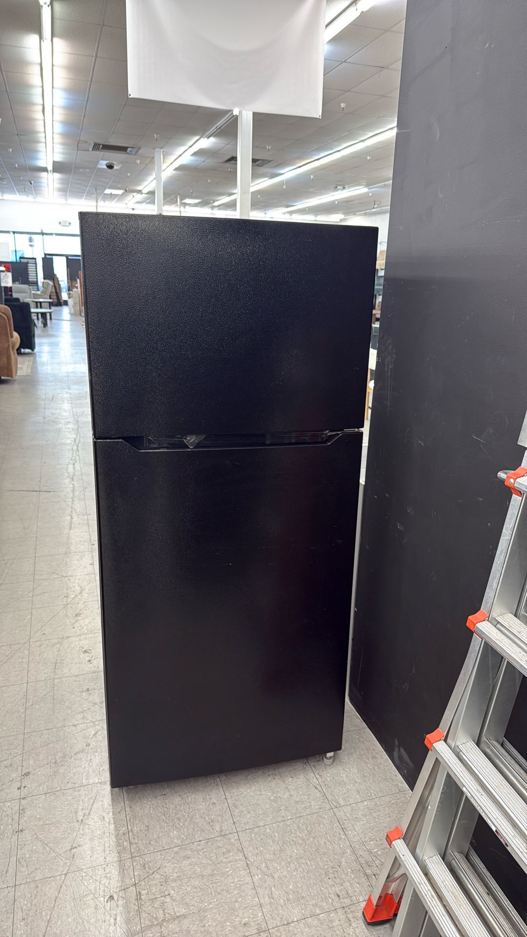 Gently Used 18.3 Cu Ft Fridge Financing Available