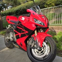 Honda CBR600RR 05
