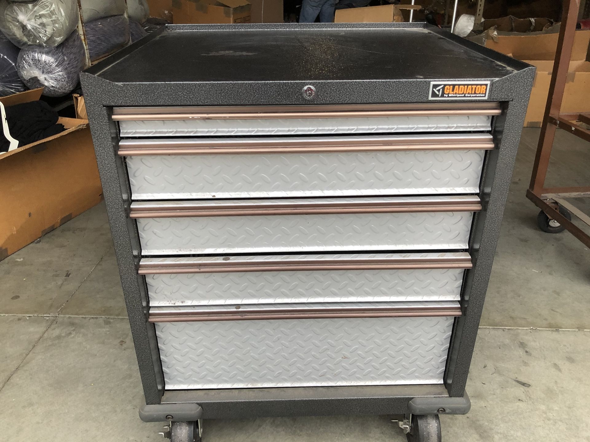 Gladiator Metal Tool Chest by Whirlpool for Sale in Del Sur, CA OfferUp