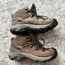 Men's Hiking Boots - Keen