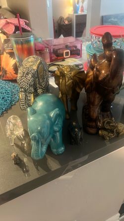 Elephant collecting