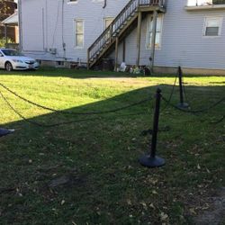 4 post with a chain