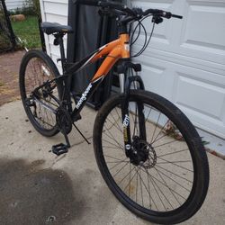 Mongoose 29er 17 Inch Frame Bike 