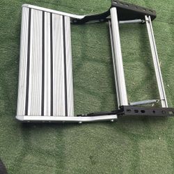 Caravan Step, 1-Step, Manually Retractable, 400 lb Load Capacity, Foldable Aluminum Alloy, Trailer Step.