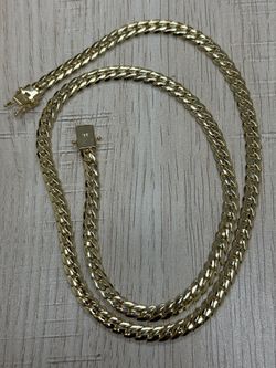 Miami Cuban official style flat and close links stamped🔥🔥🔥