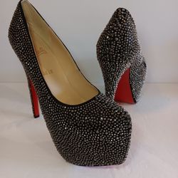 Christian Louboutin Swarovski Daffodil Pumps Size 7 Not Authenticated 