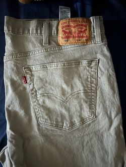 New 559 Levi's 40x32 tan