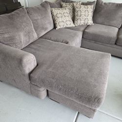Sectional Sofa