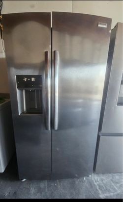 Frigidaire refrigerator