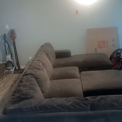 Brown Sectional With Ottoman 