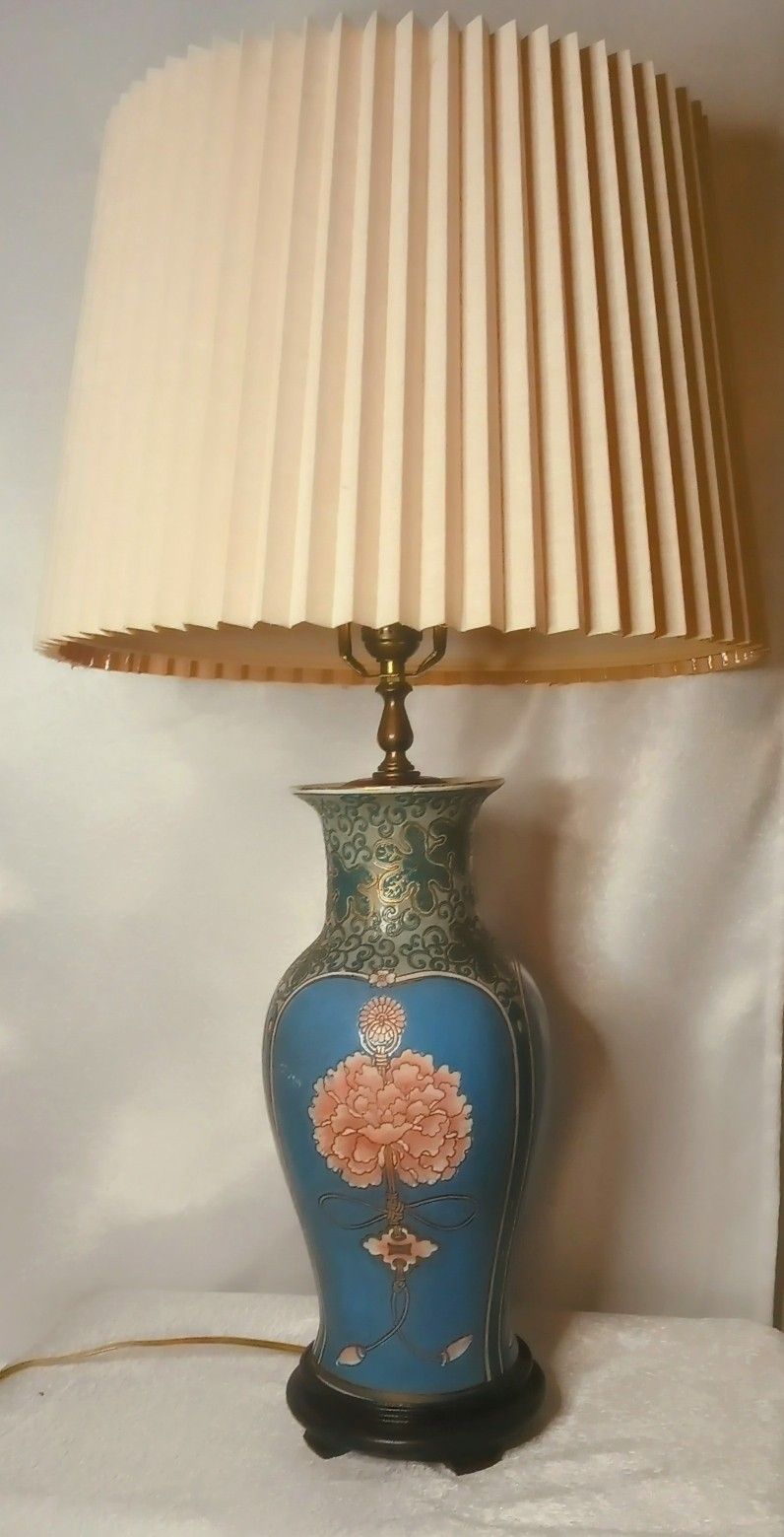 Vintage Chinoiserie Table Lamp