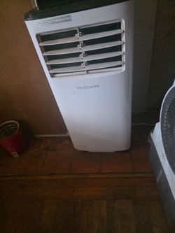 Frigidaire indoor Air conditioner less than a year old