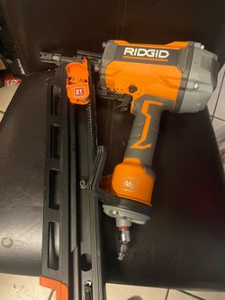 RIDGID Pneumatic 21-Degree 3-1/2 in. Round Head Framing Nailer