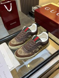 Gucci GG Canvas Low-Top Sneakers