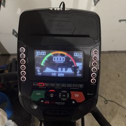 BowFlex BXE116 Elliptical – Excellent Condition – $699