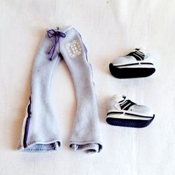 2002 Bratz Doll Just Do PE Fashion Pack Doll Clothes