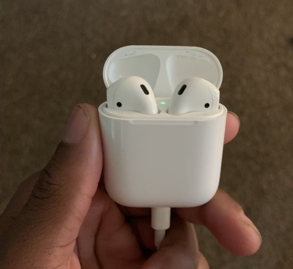 AirPods 1st generation for Sale in Indianapolis, IN - OfferUp