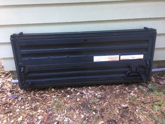 3rd Gen Tacoma Tonneau Cover 6 Ft