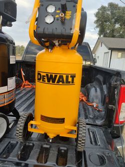 New DeWalt 15ga portable electric air compressor..$300