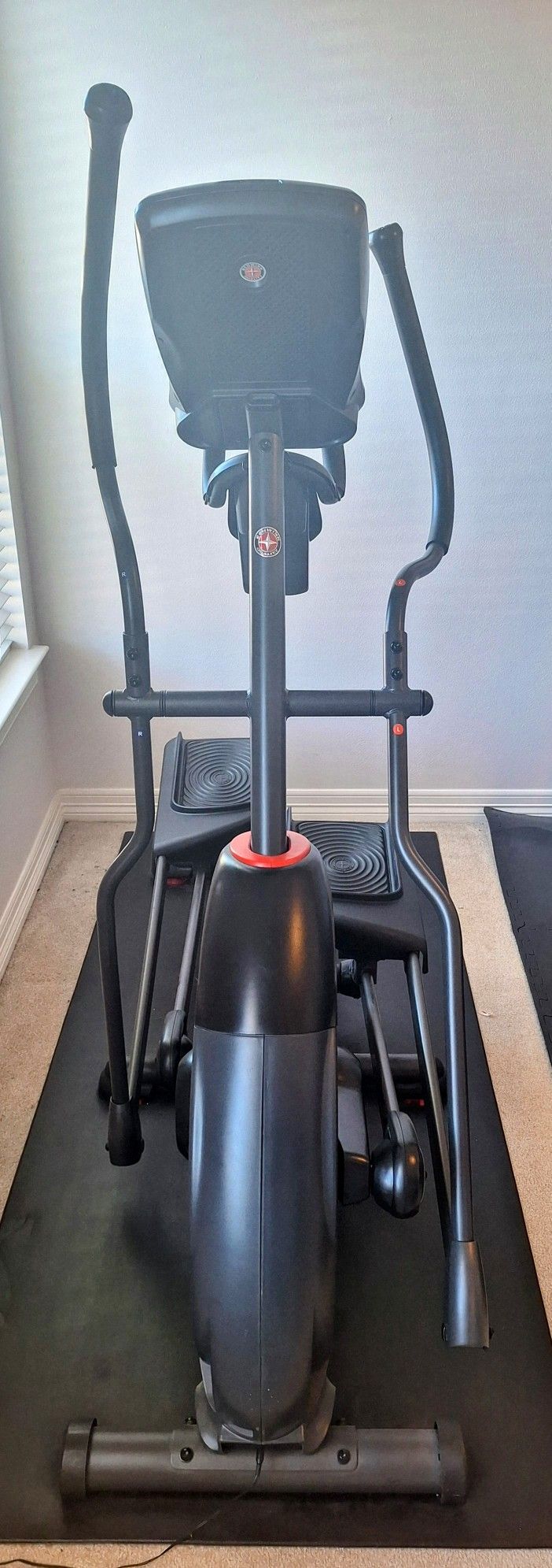 Schwinn Elliptical 430 Machine