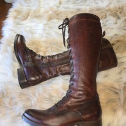 FRYE AND CO. Women's Lace Up Boots - Brown