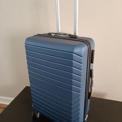 Luggage 26 Inch New Blue