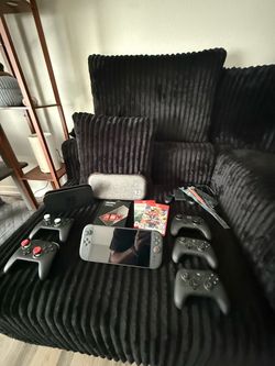 Nintendo Switch 2 Bundle